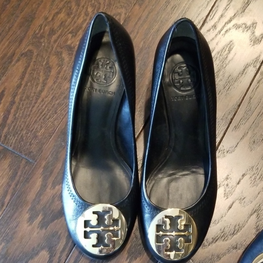 TORY BURCH WEDGES/FLATS 2 PAIR! - Picture 2 of 8